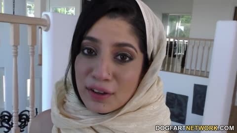 Nadia Ali dans un sexe et beurette