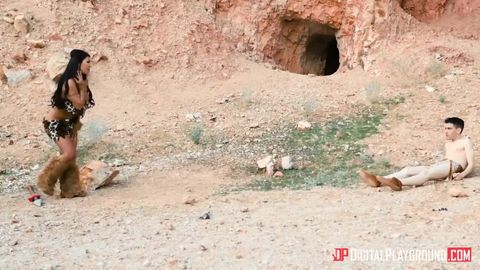 Au milieu des grottes préhistoriques il y avait une fellation