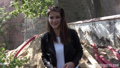 Sexe En Public d&rsquo;une jeune Tchèque