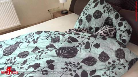 Une Xvideos avec une fétichiste furry