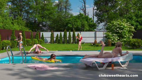 Nicole et Rebecca entraînent leurs amies dans une orgie lesbienne au bord de la piscine !