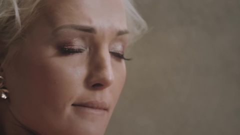 Porno lesbienne francaise avec l&rsquo;hôtesse